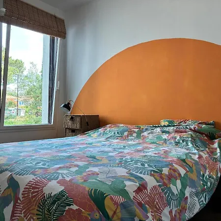 아파트 Zen Cocoon With Terrace 카브레톤